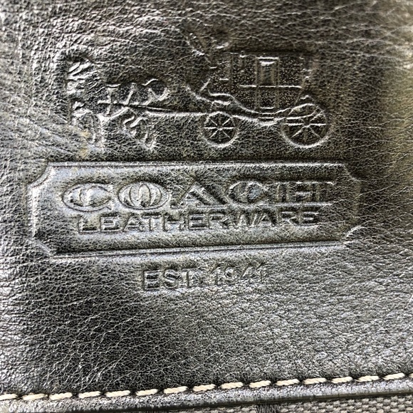 Stunning Everyday Black and Dark Gray Coach bag! - Picture 4 of 8